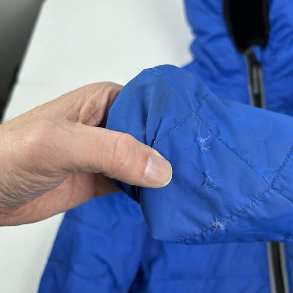 Canada Goose Boys Youth Sherwood Puffer M 10-12 Royal Blue 5070ypd Authentic - Picture 12 of 16